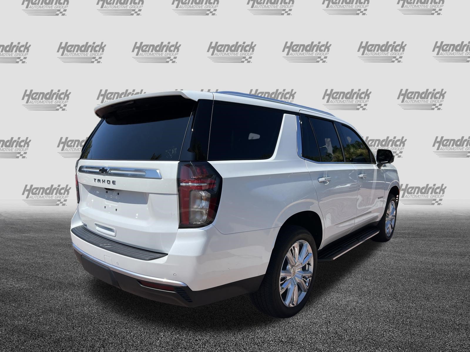 Used 2024 Chevrolet Tahoe High Country AWD/4WD image 10