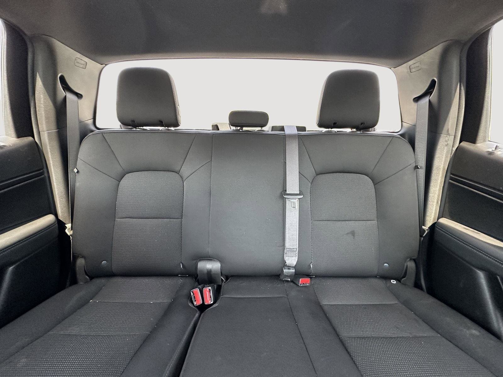 Used 2024 Chevrolet Colorado LT image 13