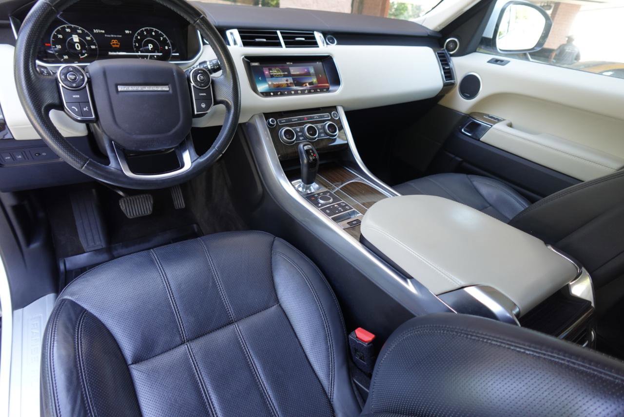 Used 2017 Land Rover Range Rover Sport HSE image 21