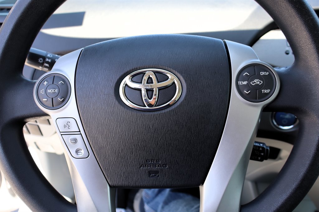 Used 2012 Toyota Prius Three FWD image 28