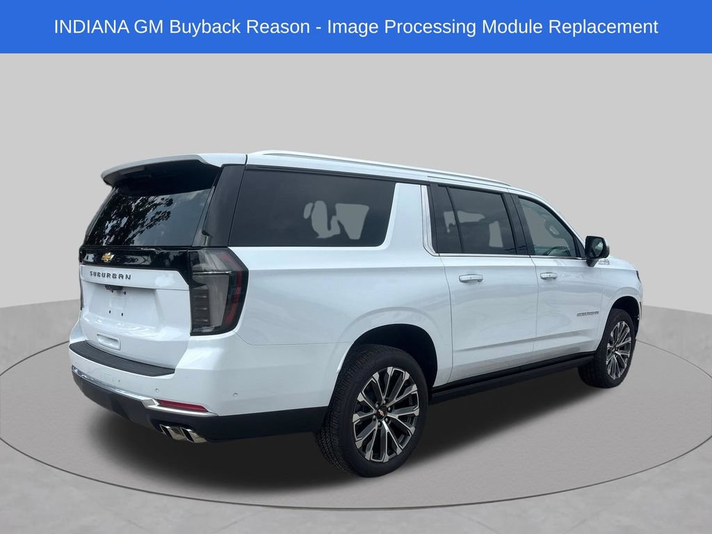 Used 2026 Chevrolet Suburban High Country AWD/4WD image 5