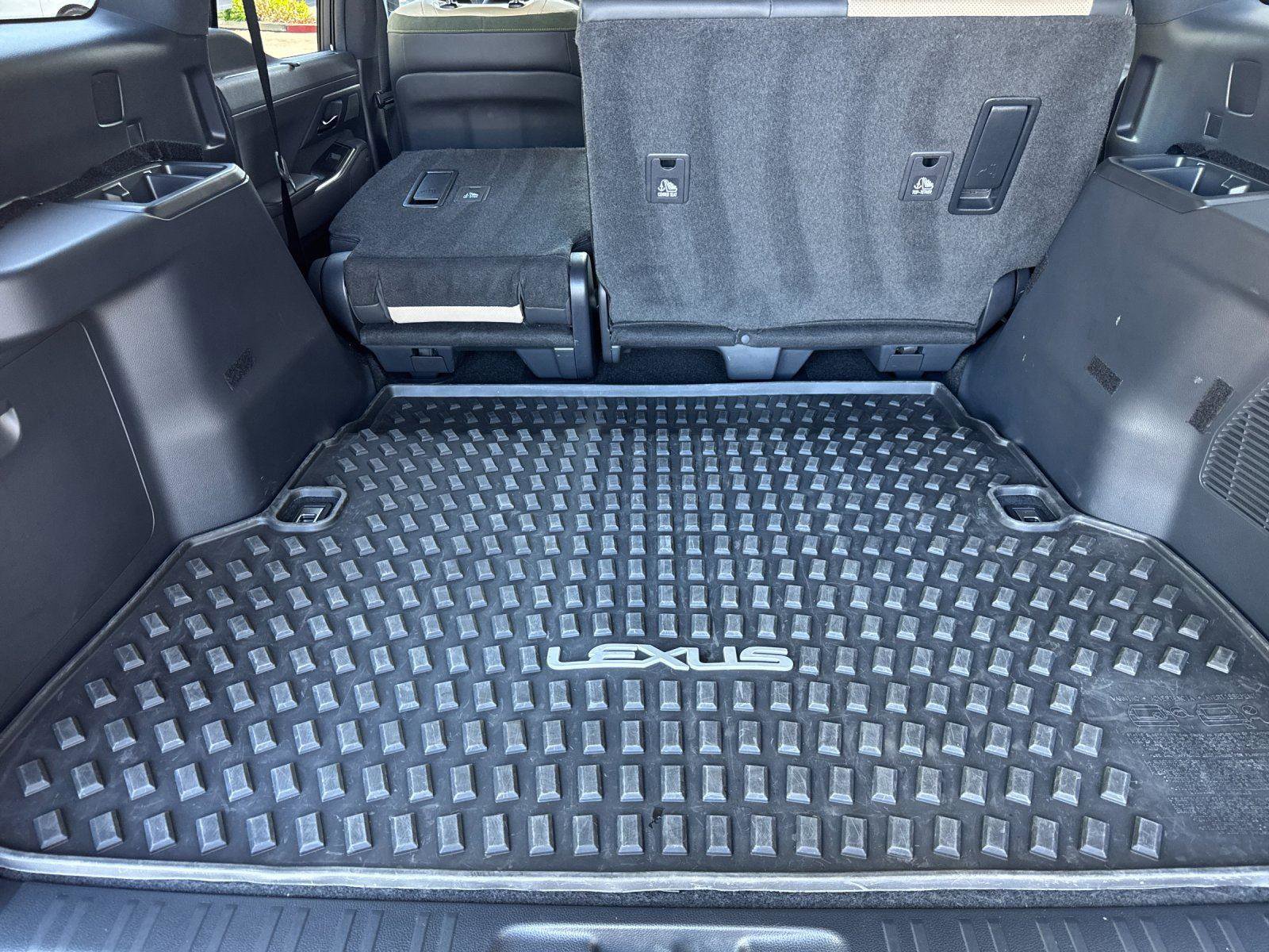 Used 2024 Lexus GX 550 image 14