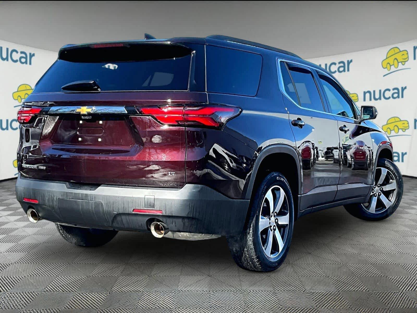 Used 2023 Chevrolet Traverse LT w/ LT Premium Package AWD/4WD image 6