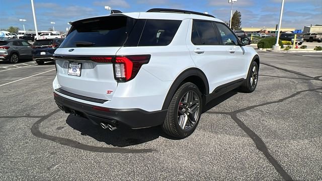 New 2026 Ford Explorer ST w/ Sun And Sound Package image 3