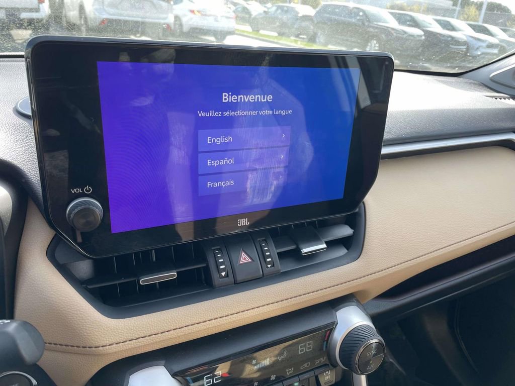 Used 2024 Toyota RAV4 Limited image 39