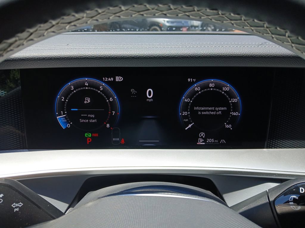 New 2025 Volkswagen Tiguan SE image 15