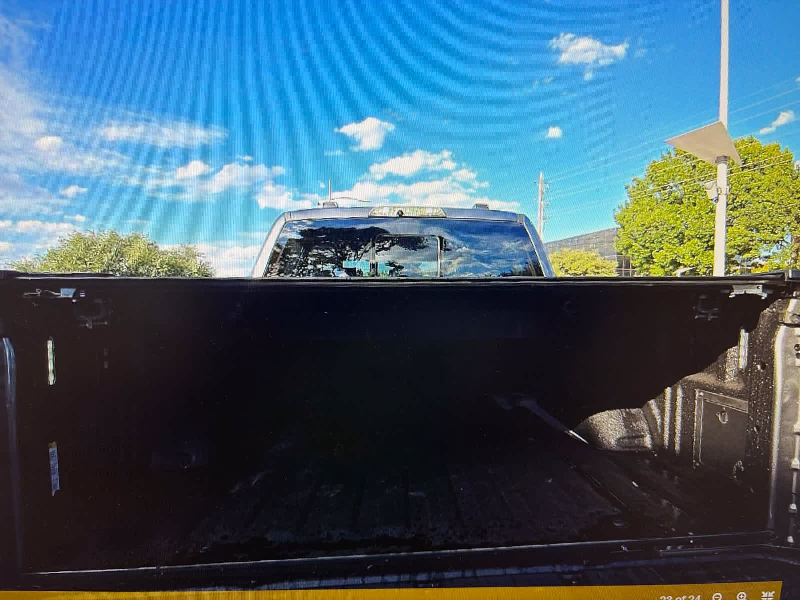 Used 2025 Ford F150 Raptor AWD/4WD image 16
