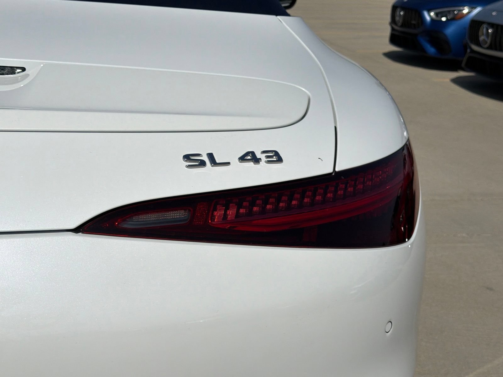 New 2027 Mercedes-Benz SL 43 AMG image 12