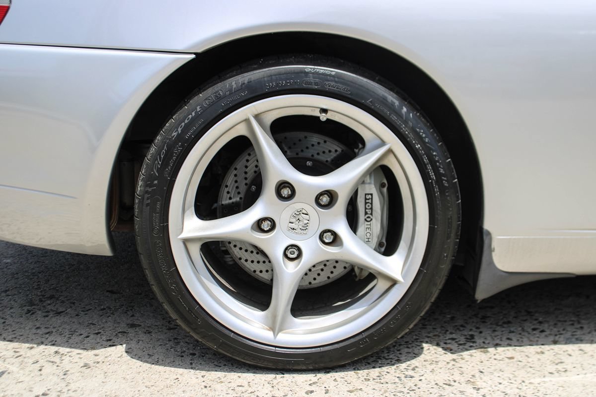 Used 2001 Porsche 911 GT3 RS image 33
