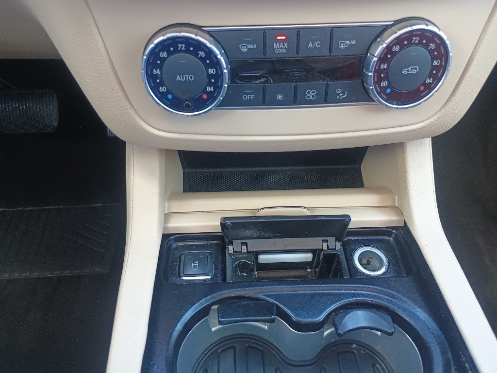 Used 2018 Mercedes-Benz GLS 450 4MATIC image 23