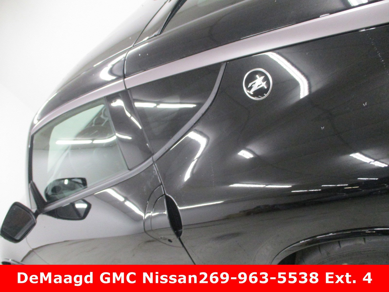 New 2024 Nissan Z NISMO w/ Floor Mat Package image 9