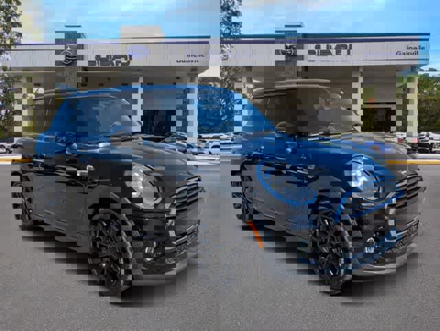 Used 2020 MINI Cooper 2-Door Hardtop image 7