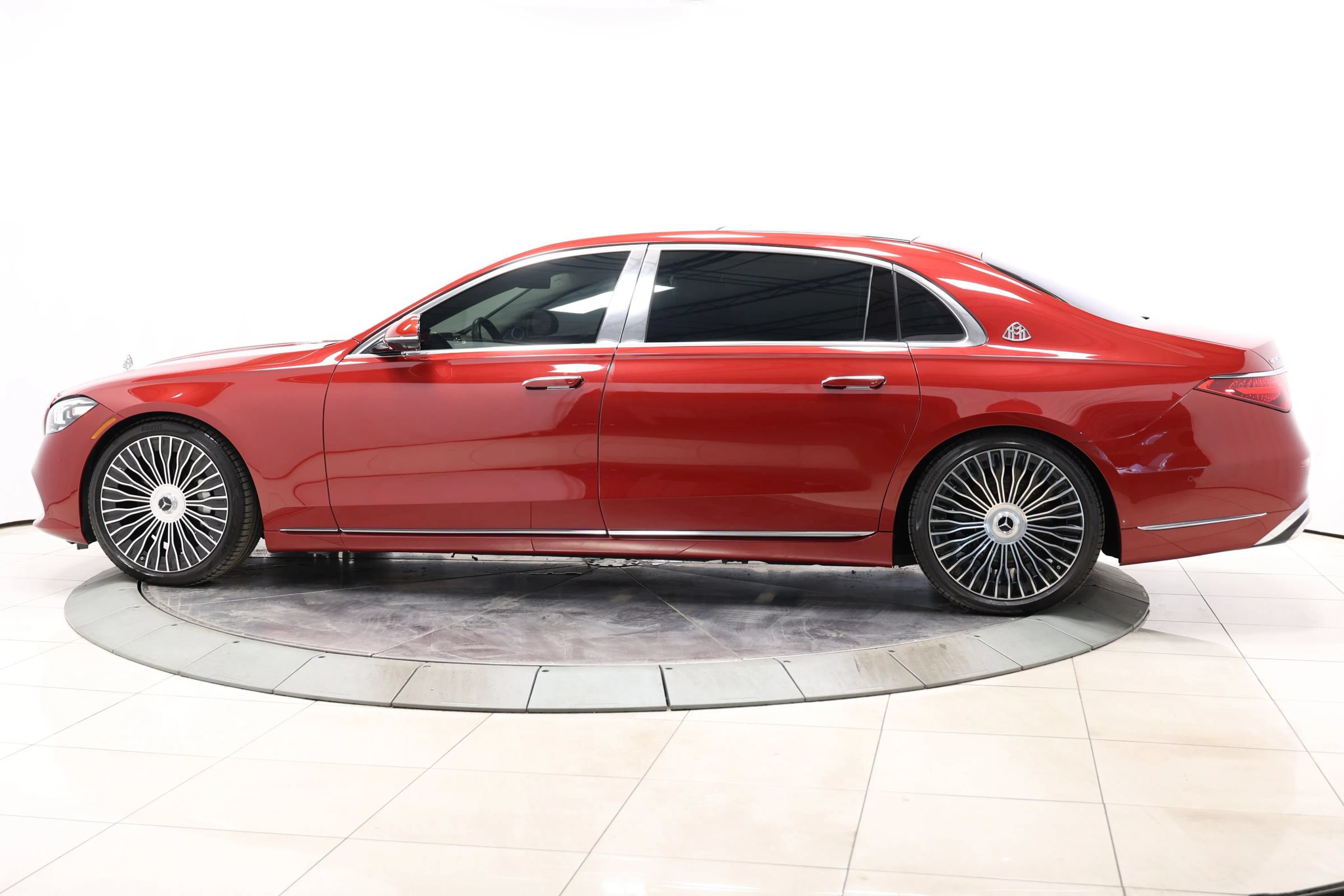 Used 2021 Mercedes-Benz Maybach S 580 4MATIC image 11