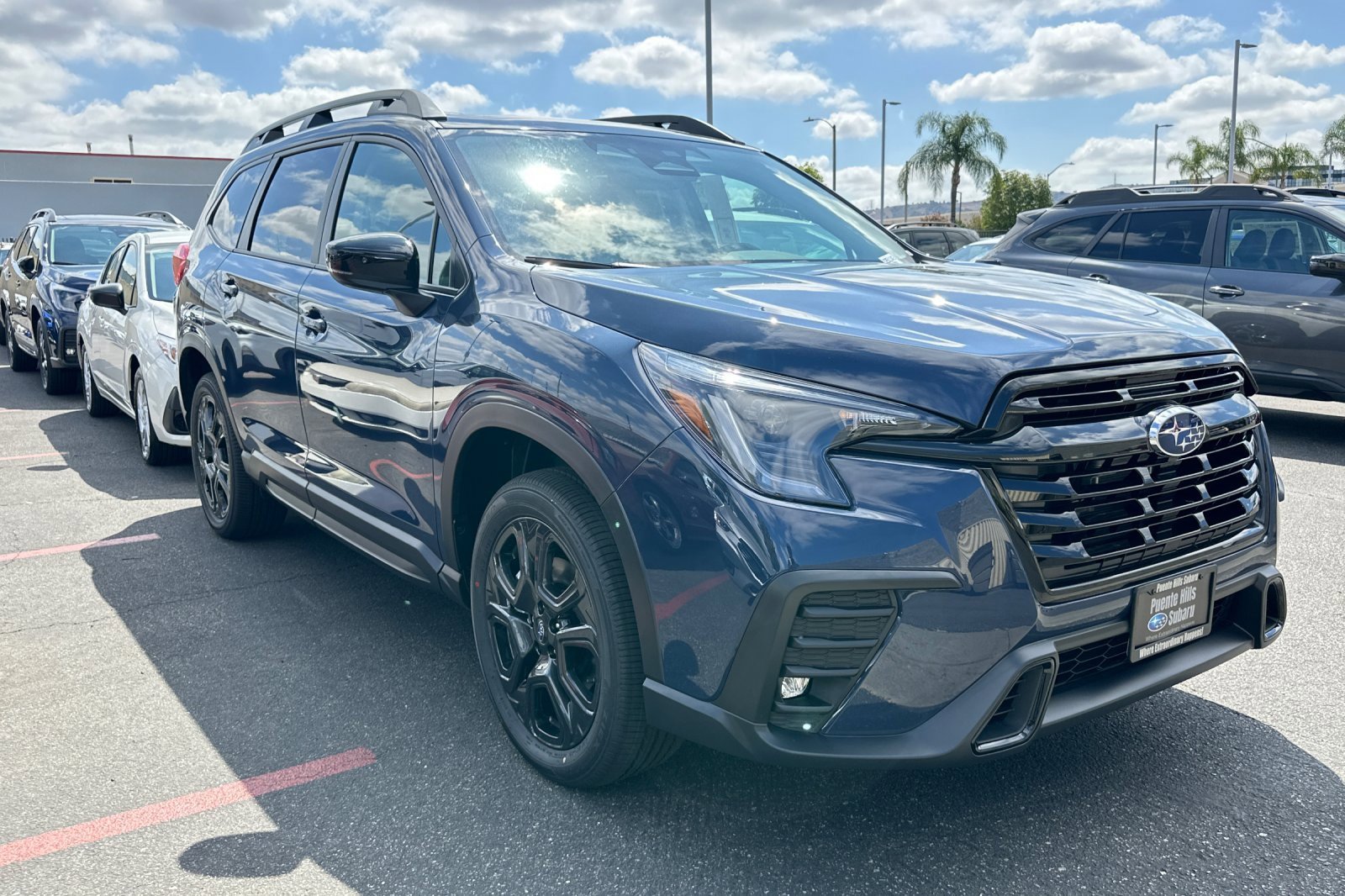 New 2025 Subaru Ascent Onyx Edition image 2