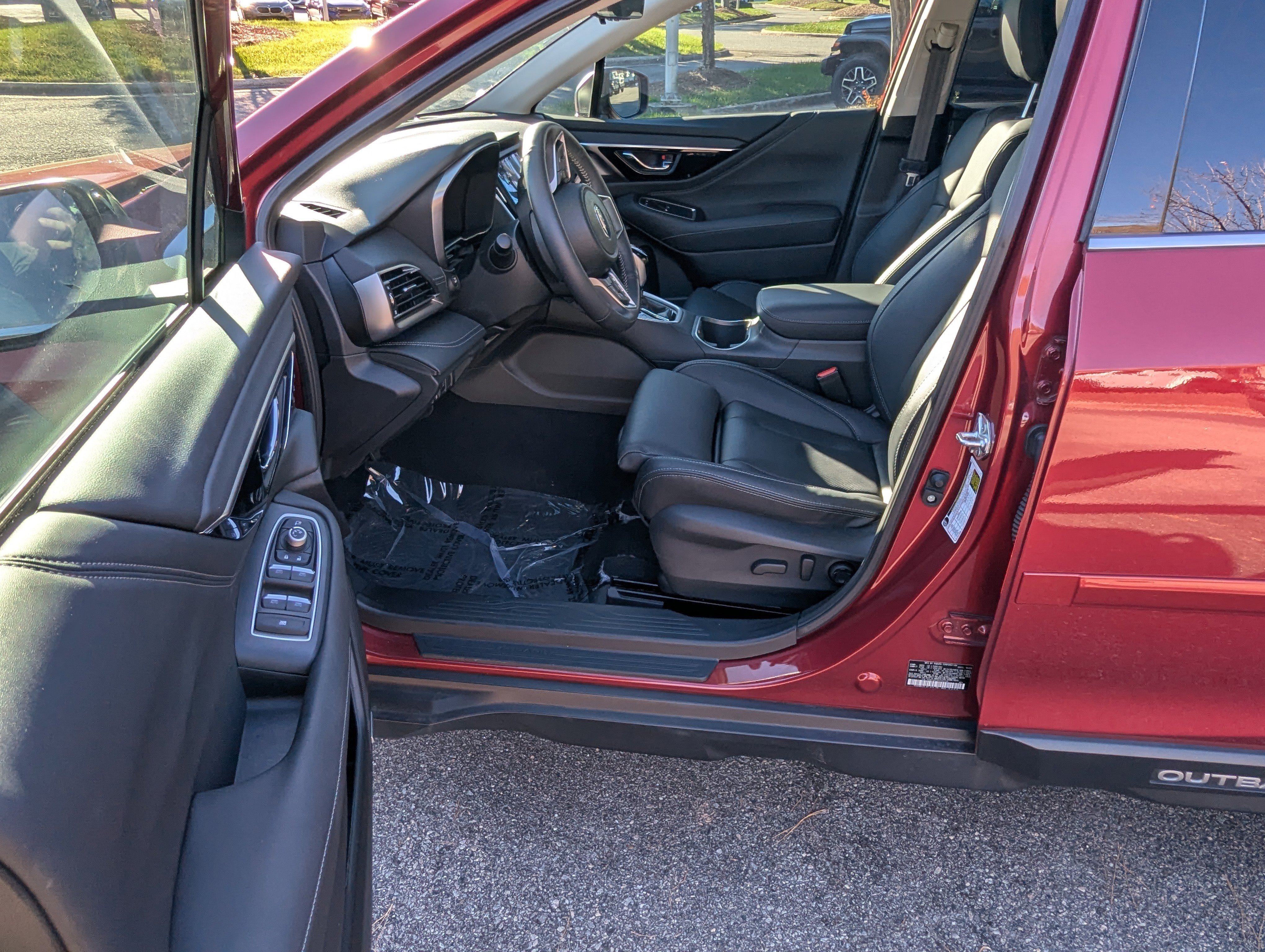 Used 2025 Subaru Outback Touring image 9