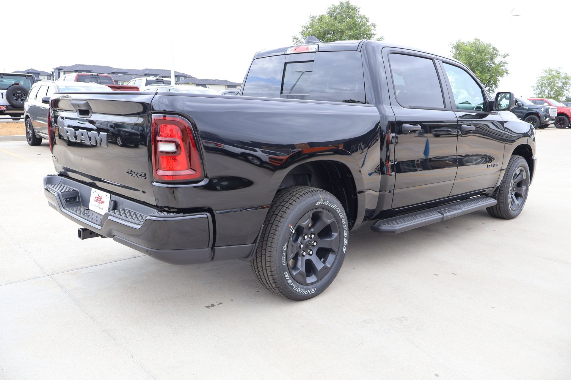 New 2026 RAM 1500 Express AWD/4WD image 19