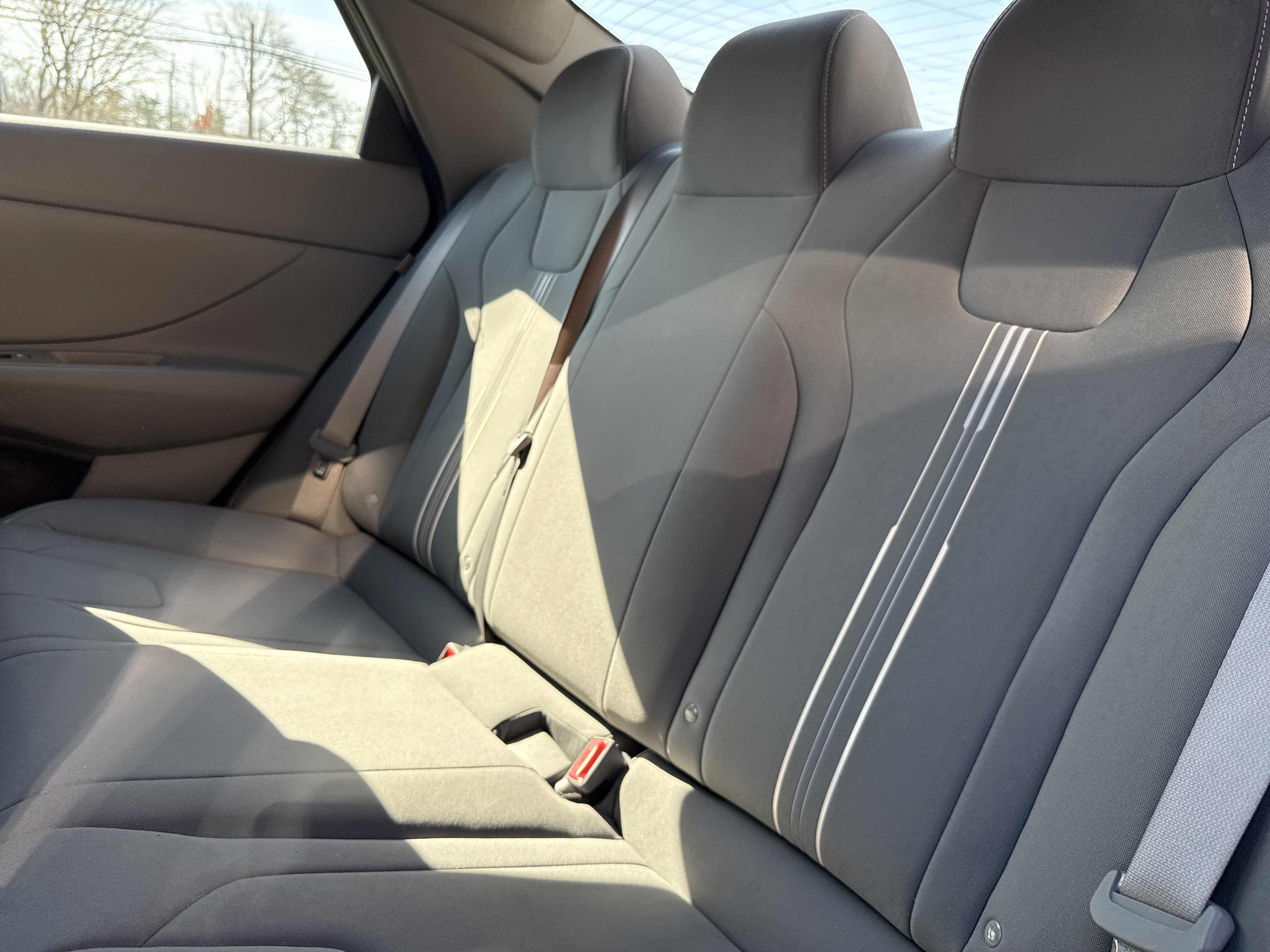 Certified 2024 Hyundai Elantra SEL image 23