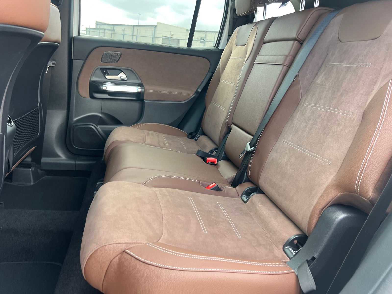 New 2026 Mercedes-Benz GLB 250 image 25