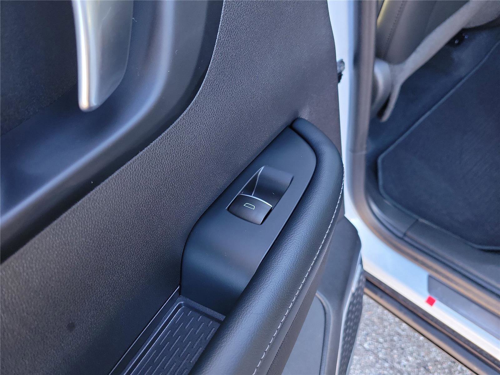 New 2026 Buick Enclave Sport Touring w/ Power Package image 16