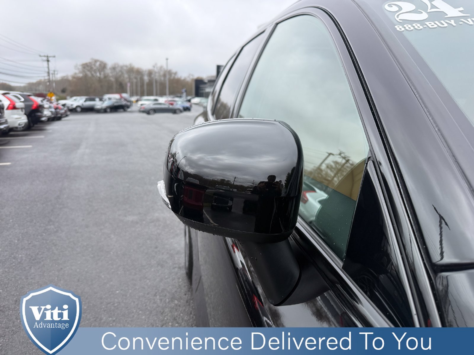 Certified 2024 Volvo XC60 T8 Ultimate AWD/4WD image 10