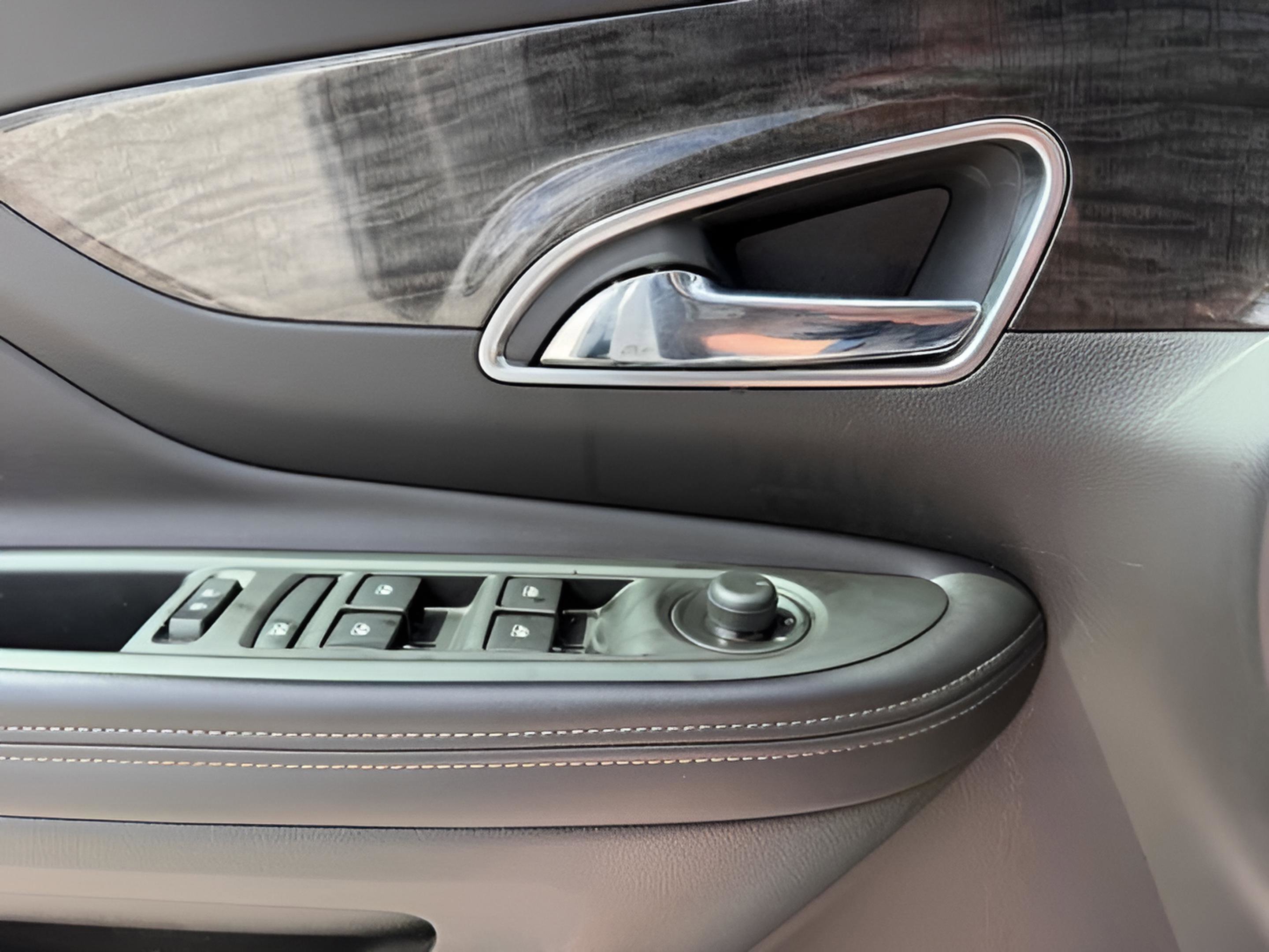 Used 2015 Buick Encore Premium FWD image 18