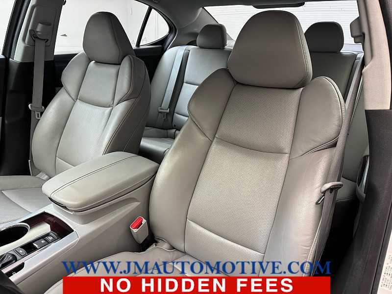 Used 2017 Acura TLX w/ Technology Package FWD image 14