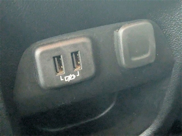 Used 2021 Chevrolet Colorado Z71 image 25