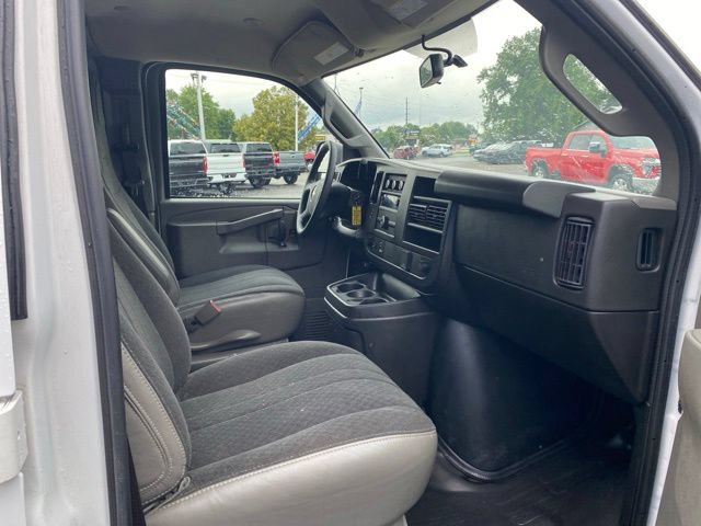Used 2024 Chevrolet Express 2500 w/ Driver Convenience Package RWD image 29