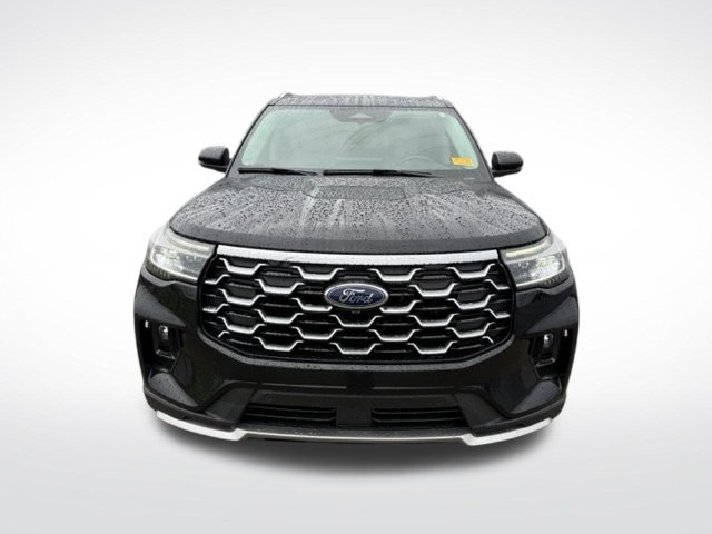 Used 2025 Ford Explorer Platinum w/ Ultimate Package AWD/4WD image 2