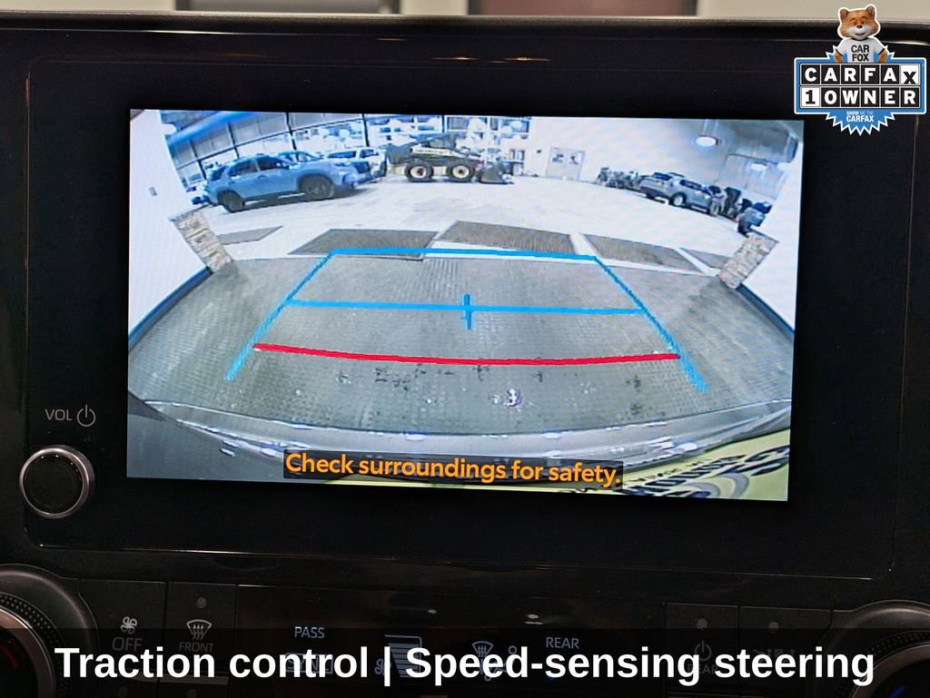 Used 2023 Toyota Highlander LE image 18