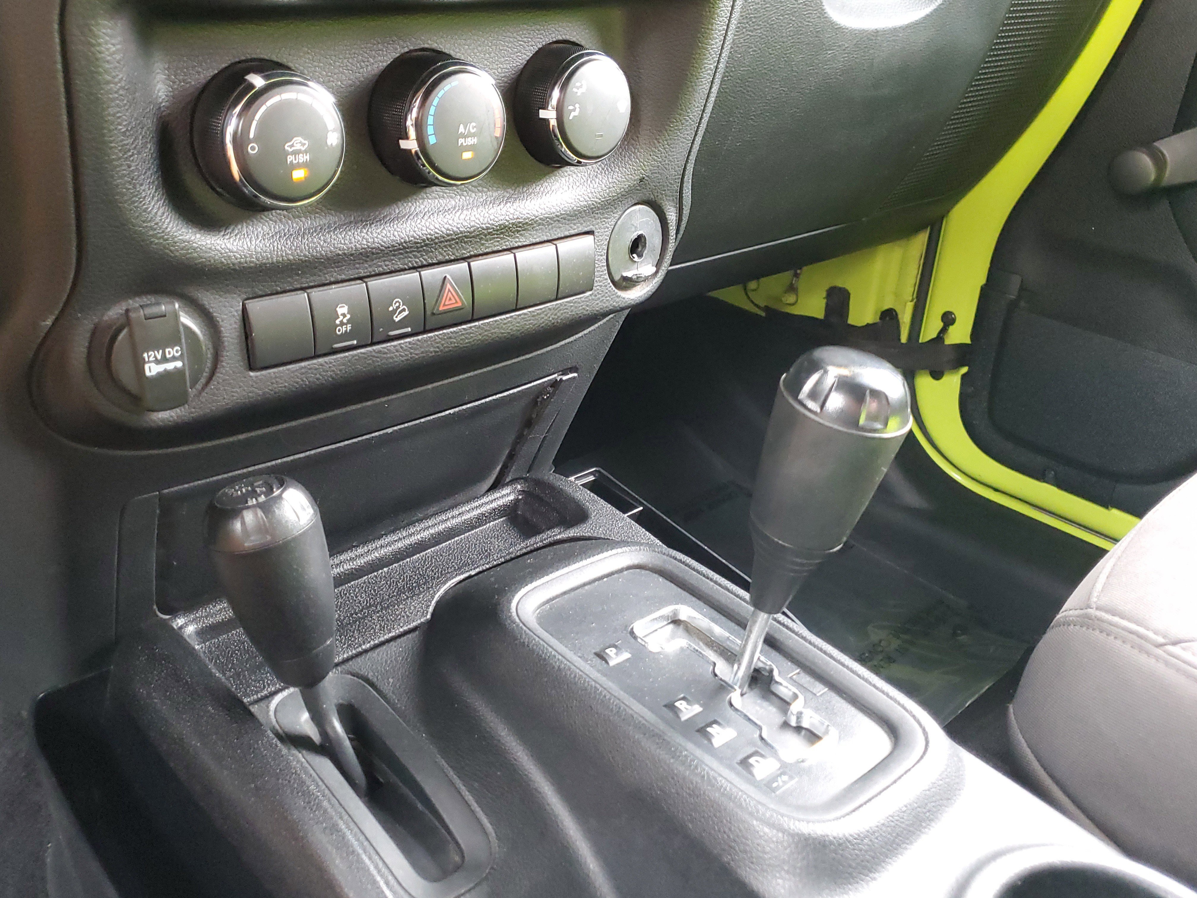 Used 2016 Jeep Wrangler Unlimited Sport w/ Max Tow Package image 27