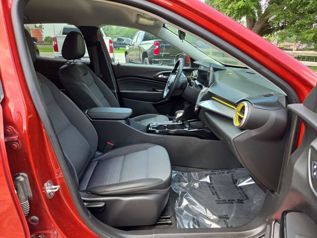 Certified 2024 Chevrolet Trax LT w/ Driver Confidence Package FWD image 27