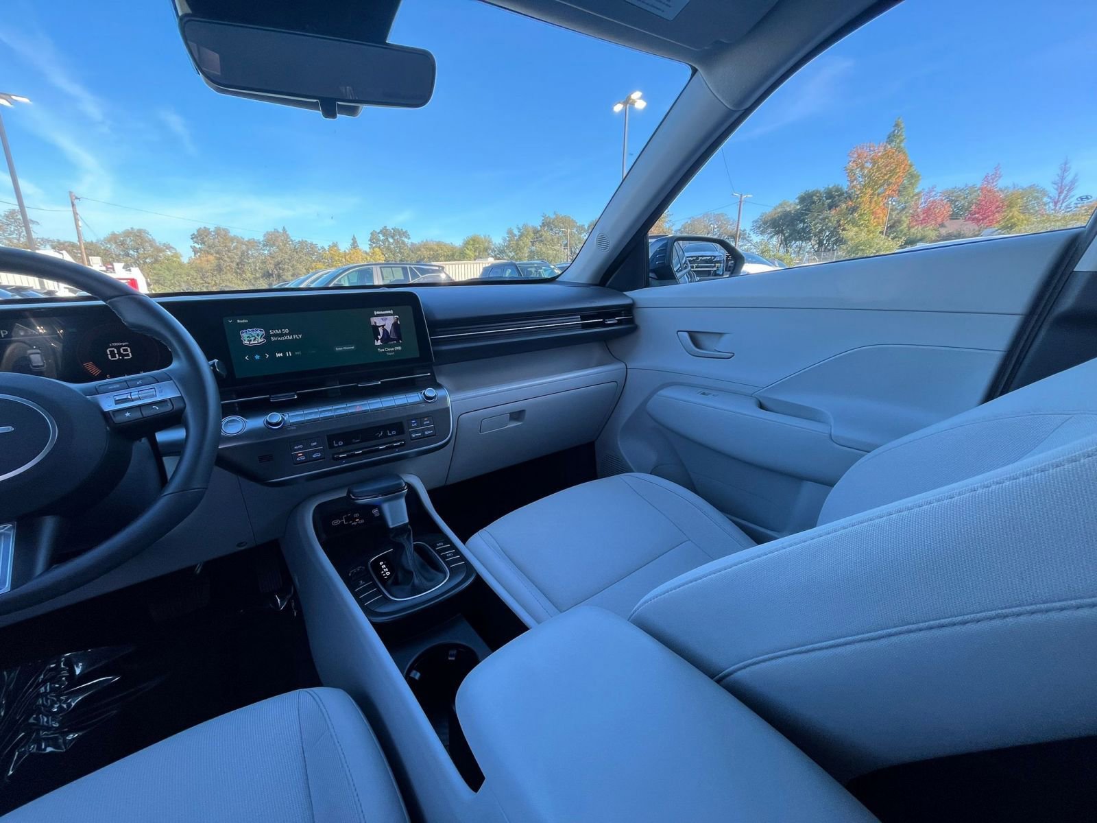 Used 2025 Hyundai Kona SEL image 35