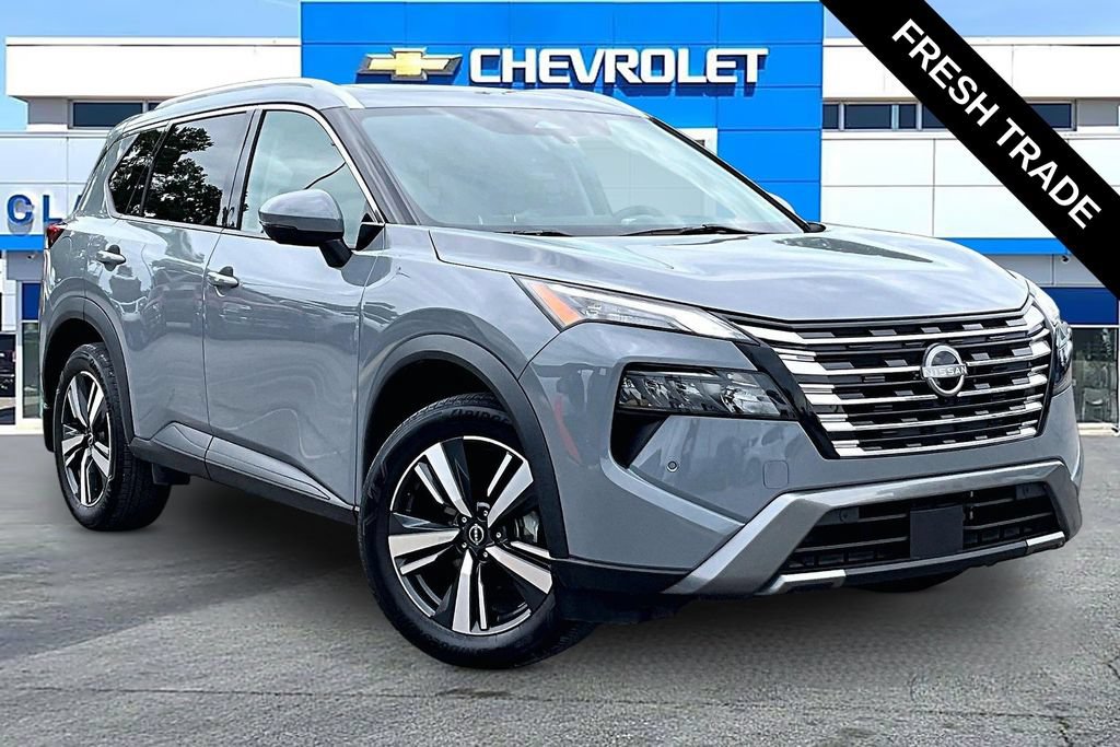 Used 2024 Nissan Rogue SL w/ SL Premium Package FWD image 1