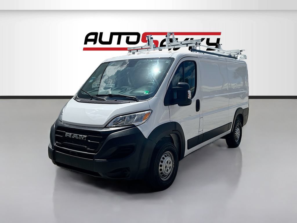 Used 2024 RAM ProMaster 2500 FWD image 3