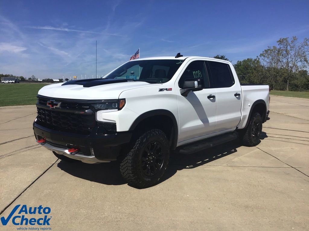 Used 2025 Chevrolet Silverado 1500 ZR2 w/ Technology Package image 17