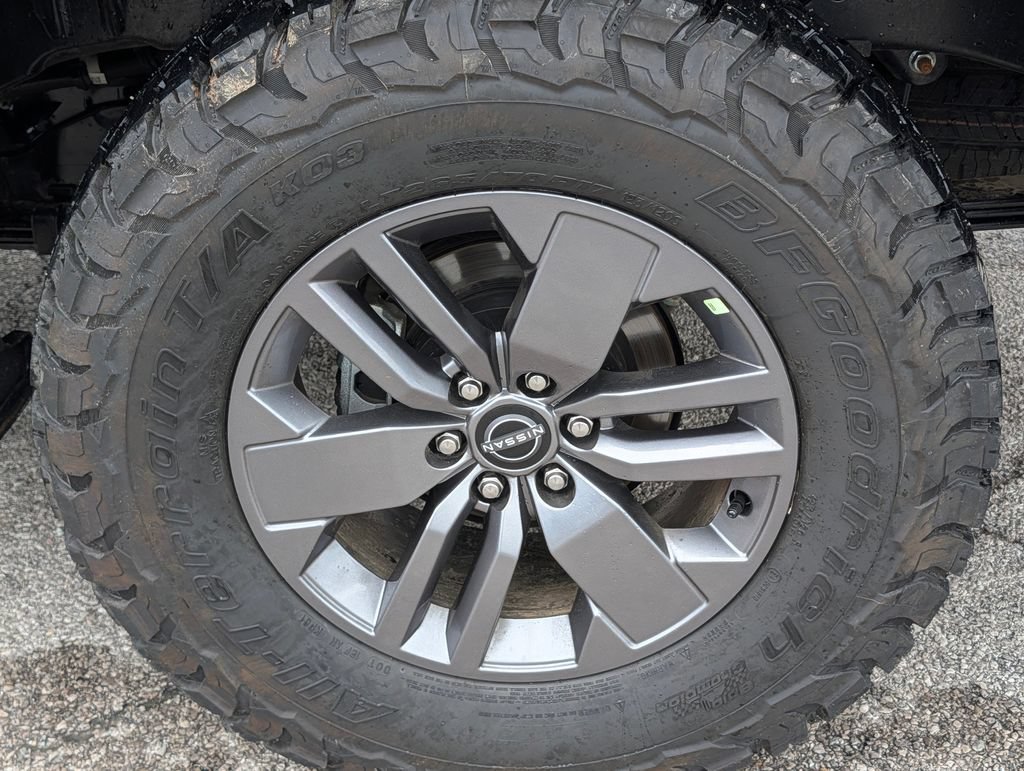 Used 2026 Nissan Frontier SV AWD/4WD image 9