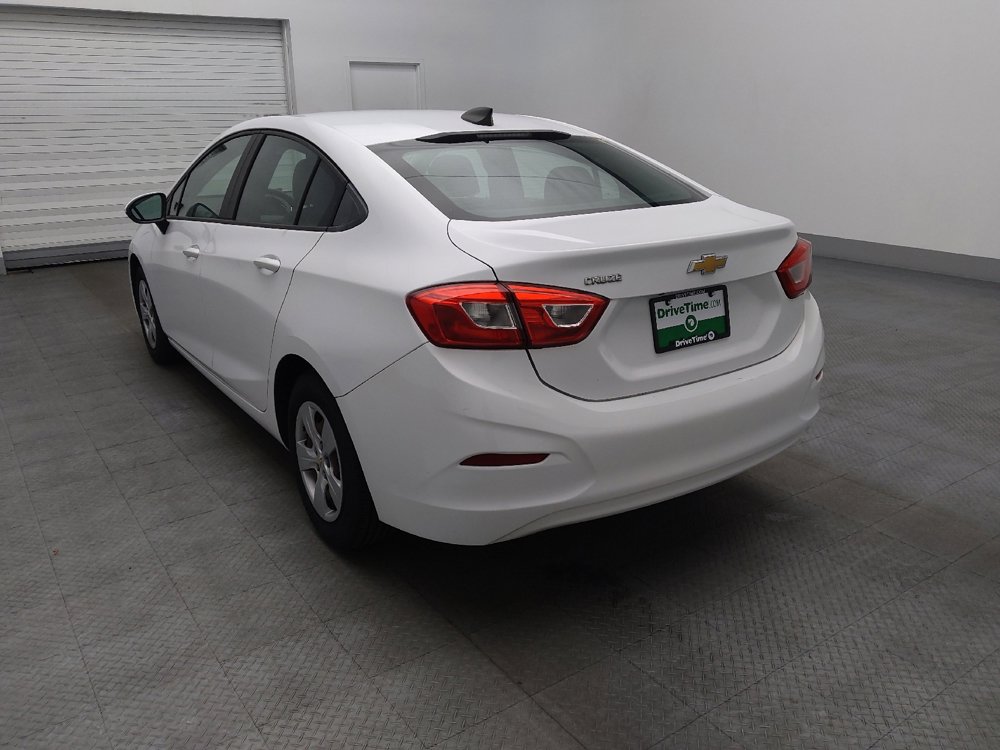 Used 2017 Chevrolet Cruze LS FWD image 5
