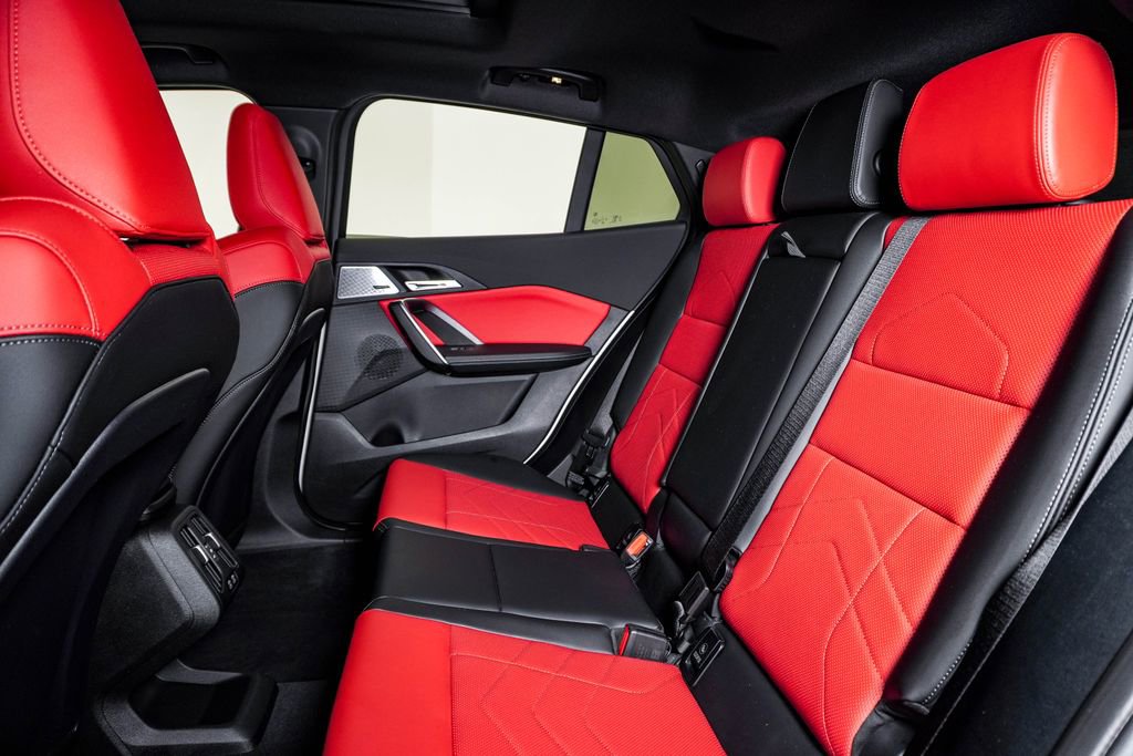 Used 2025 BMW X2 M35i w/ Premium Package image 17