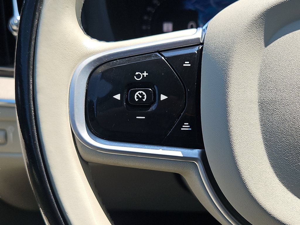 Used 2022 Volvo XC60 B5 Inscription w/ Climate Package AWD/4WD image 30