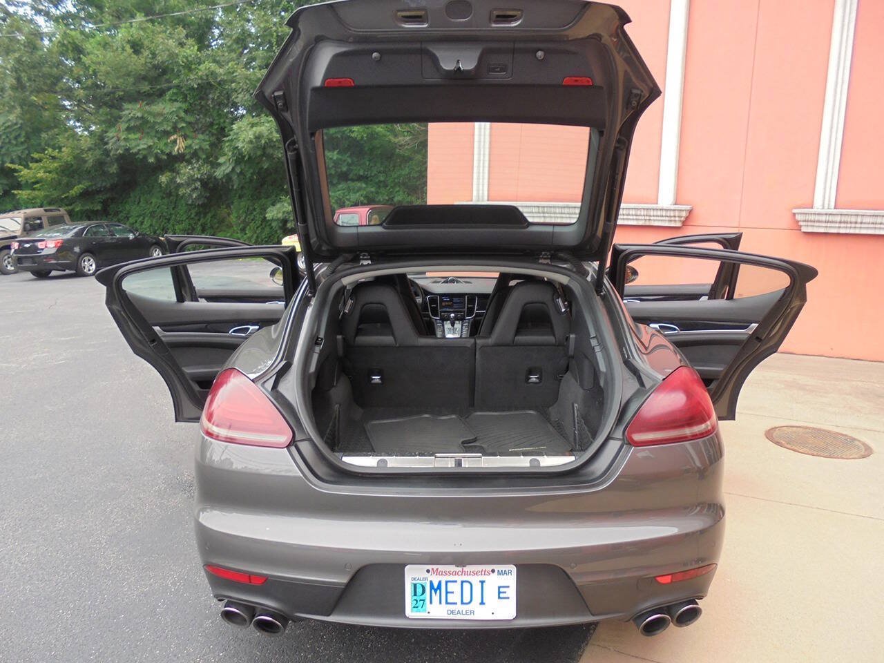 Used 2015 Porsche Panamera 4 AWD/4WD image 36