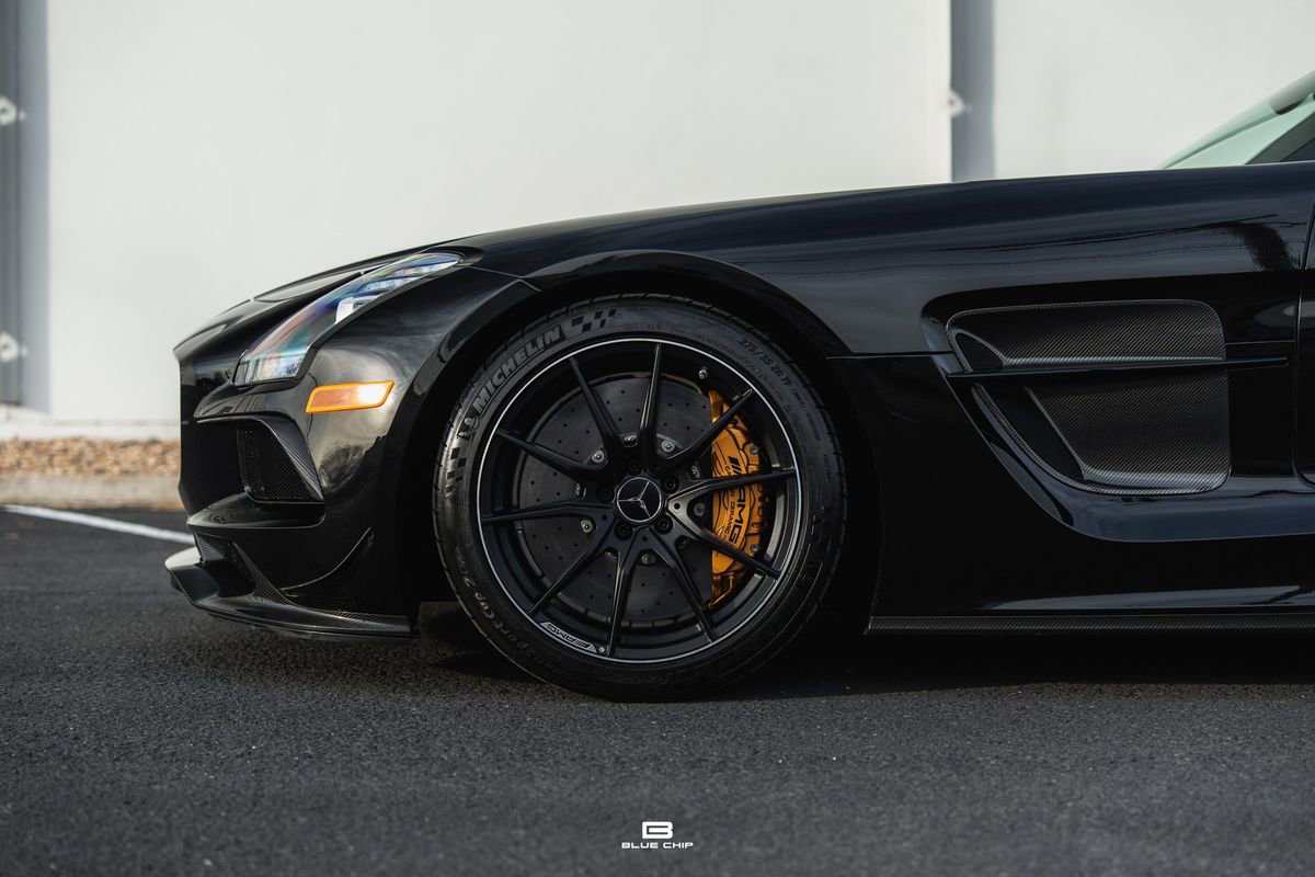 Used 2014 Mercedes-Benz SLS AMG Black Series image 3
