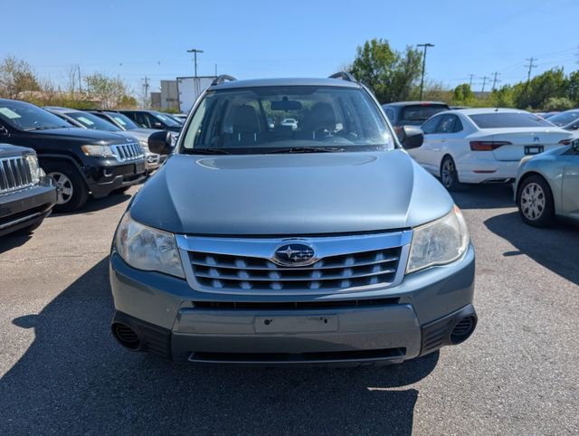 Used 2012 Subaru Forester 2.5X w/ Alloy Wheel Pkg AWD/4WD image 2