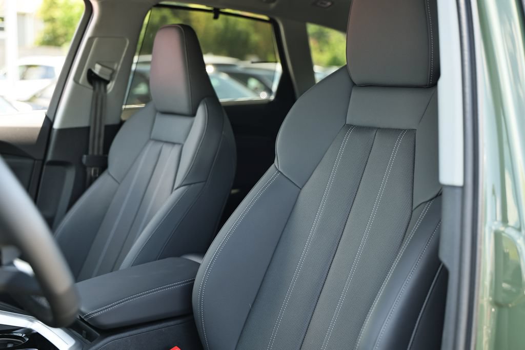 Certified 2025 Audi Q5 Premium w/ Premium Plus AWD/4WD image 21
