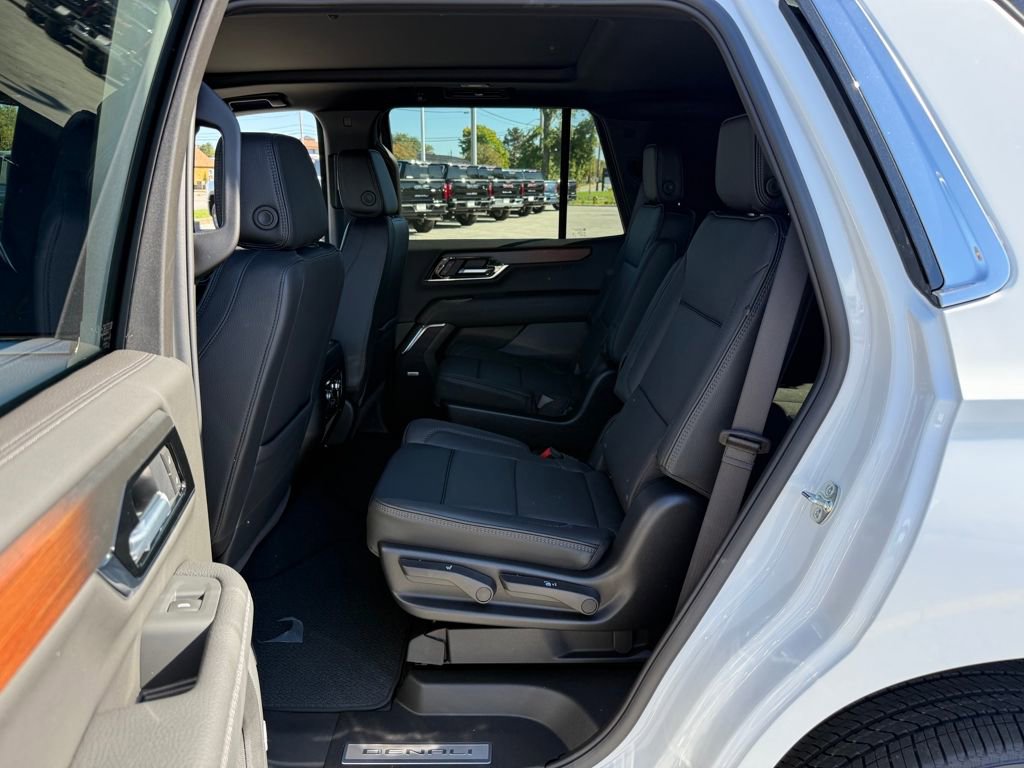 New 2026 GMC Yukon Denali w/ Sun & Power Step Package image 14