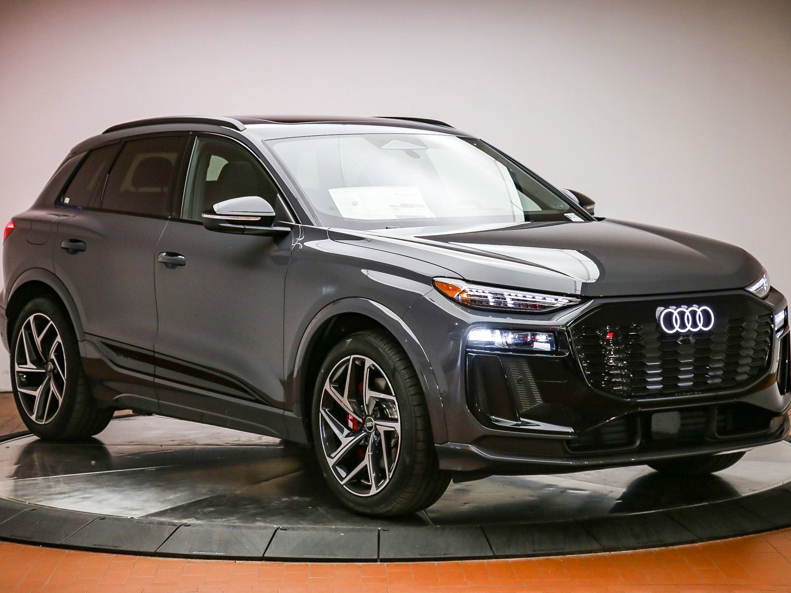 New 2027 Audi SQ6 e-tron Premium Plus AWD/4WD image 7