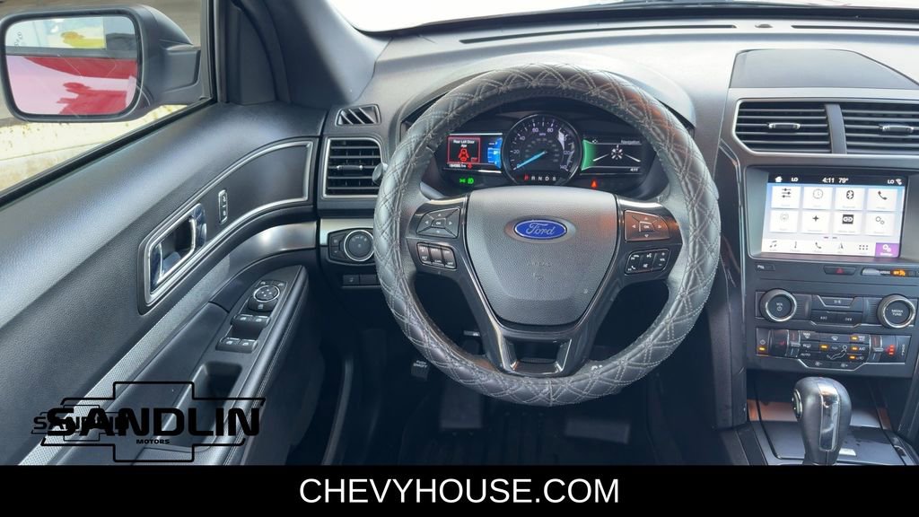 Used 2019 Ford Explorer XLT w/ Equipment Group 202A image 17
