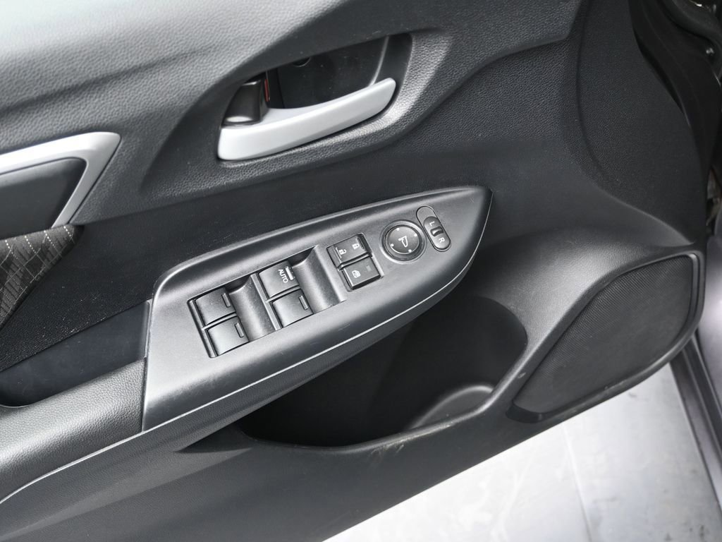 Used 2018 Honda Fit EX image 18