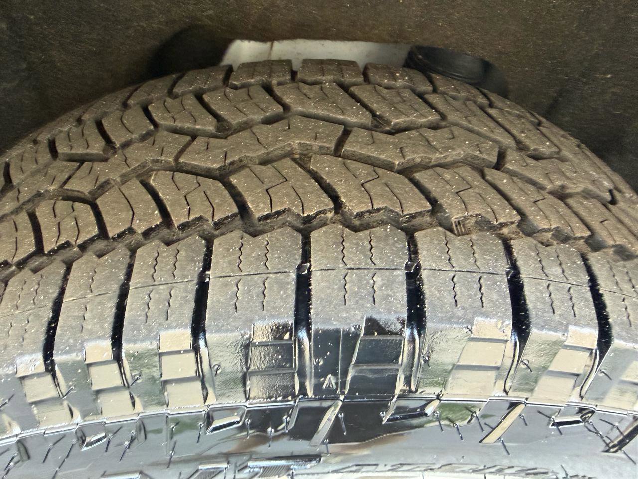 Used 2015 Jeep Grand Cherokee Limited image 11