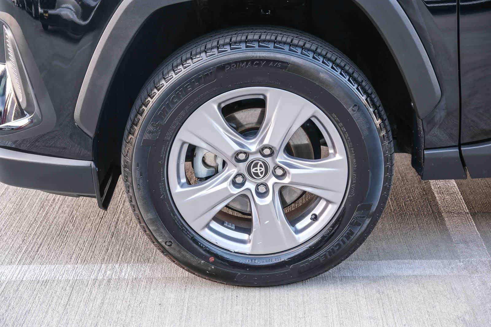 Certified 2025 Toyota RAV4 XLE FWD image 10